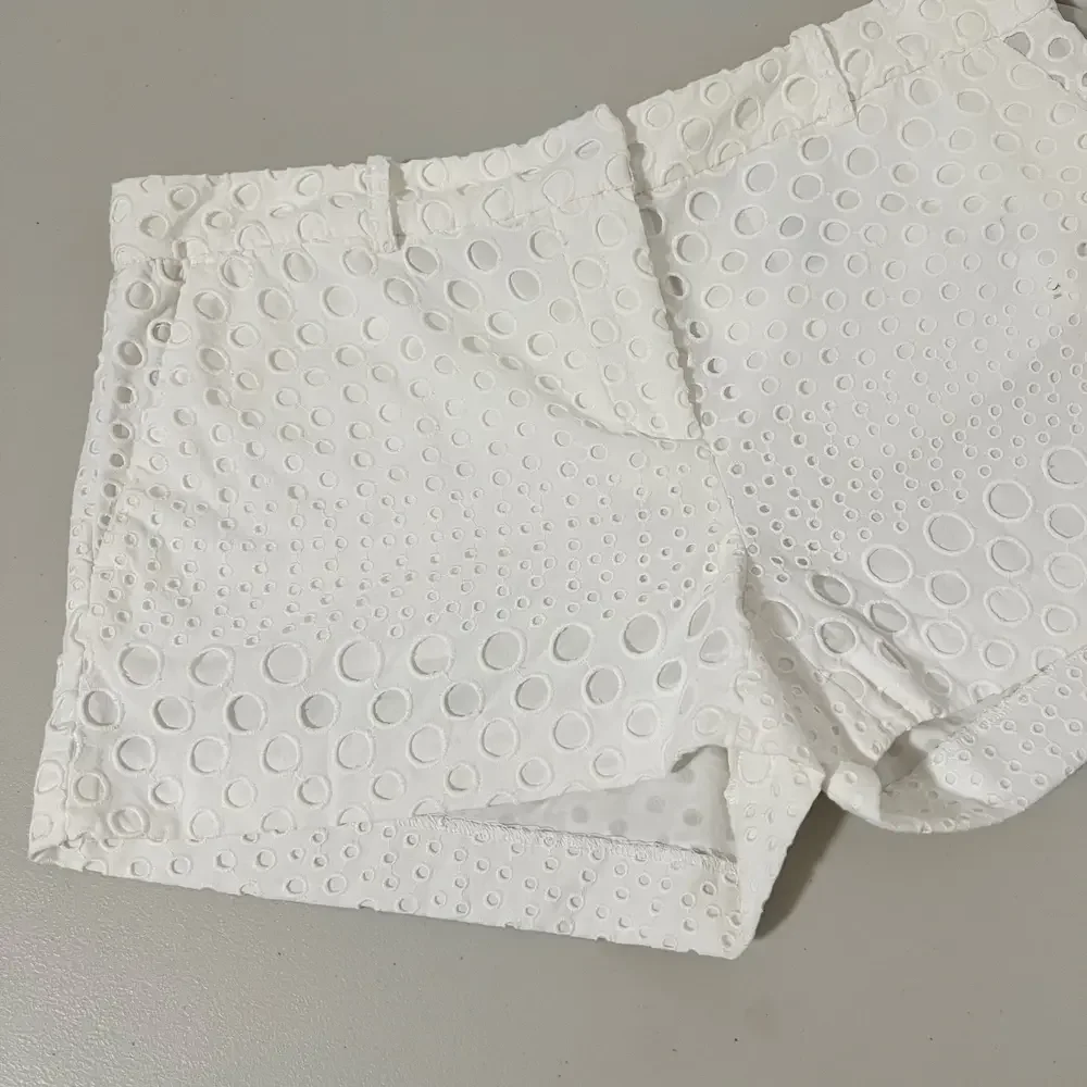 Michael Kors White Summer Eyelet Cotton‎ Shorts Size Small